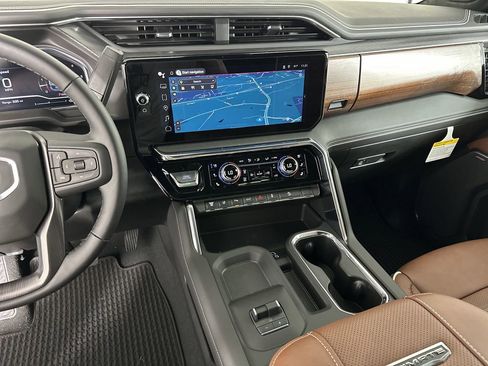 New 2025 GMC Sierra 2500 Denali Ultimate w/ Max Trailering Package image 31