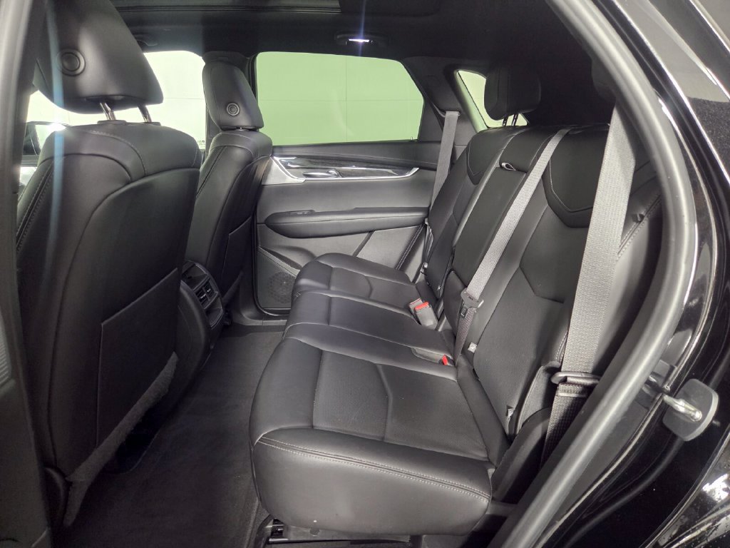 Used 2021 Cadillac XT5 Premium Luxury w/ LPO, Floor Liner Package AWD/4WD image 22