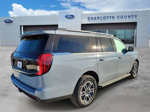 New 2026 Ford Expedition Max Active RWD image 4