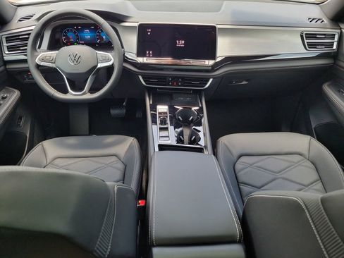 New 2026 Volkswagen Atlas Cross Sport SE FWD image 6