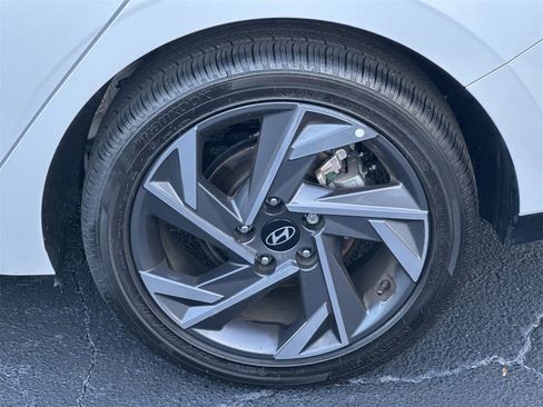 New 2025 Hyundai Elantra SEL w/ Cargo Package image 20
