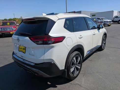 Used 2023 Nissan Rogue SL AWD/4WD image 8