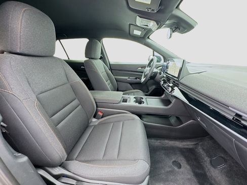 Used 2024 Honda Prologue EX image 20