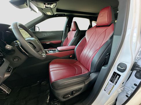 Used 2024 Lexus RX 500h F Sport w/ Convenience Package image 21