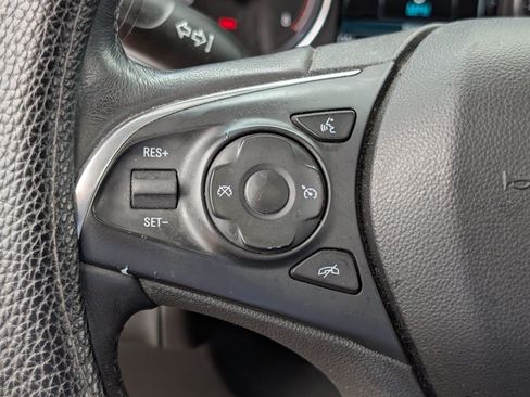 Used 2019 Buick Enclave Essence AWD/4WD image 25