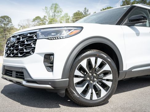 New 2026 Ford Explorer Platinum AWD/4WD image 6