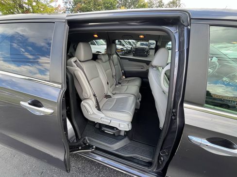 Used 2019 Honda Odyssey Touring image 34