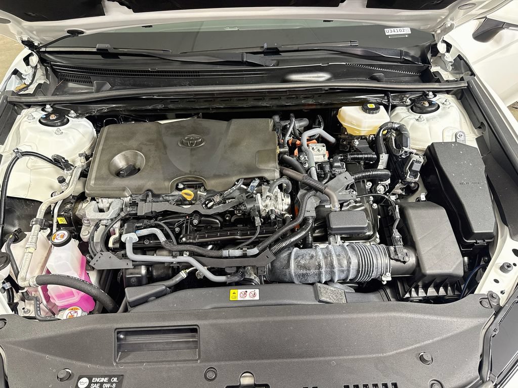 Used 2025 Toyota Camry SE w/ Convenience Package FWD image 27