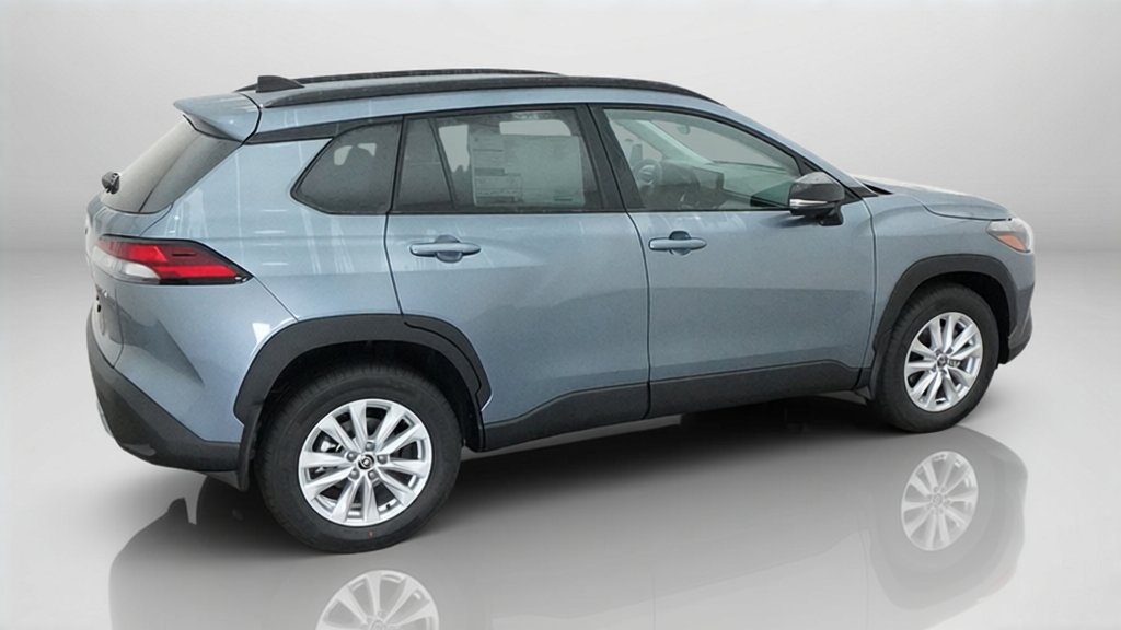 New 2026 Toyota Corolla Cross LE FWD image 13
