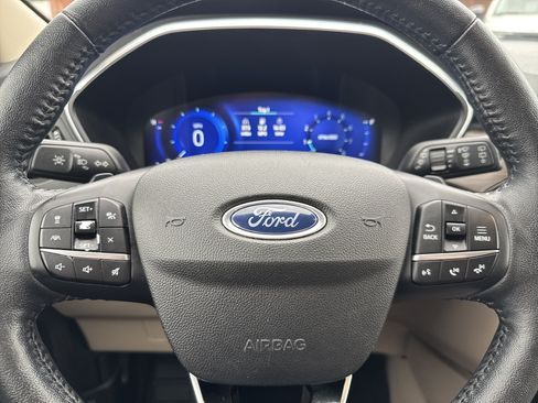 Used 2020 Ford Escape Titanium AWD/4WD image 15