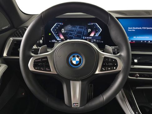 Used 2025 BMW X5 xDrive50e w/ Executive Package AWD/4WD image 21