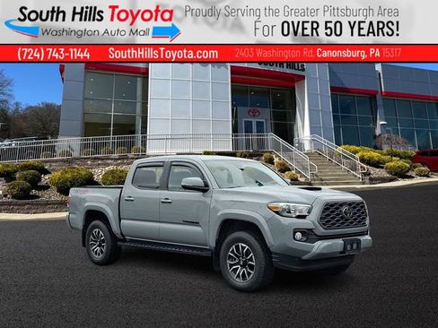 Used 2020 Toyota Tacoma TRD Sport w/ Blackout Package image 1