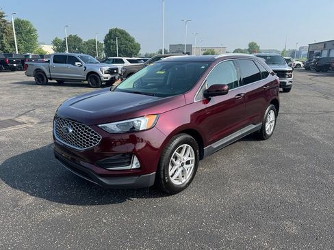 Certified 2024 Ford Edge SEL w/ Convenience Package AWD/4WD image 5