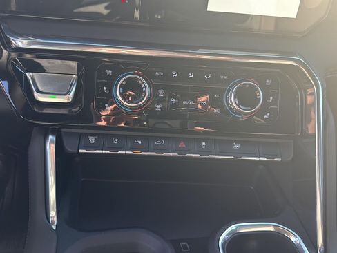 New 2026 GMC Sierra 3500 Denali image 25