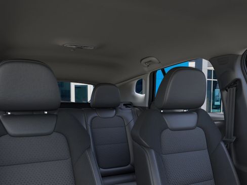 New 2026 Chevrolet Trax LT w/ LT Convenience Package FWD image 48