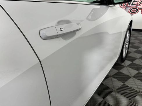 Used 2023 Chevrolet Malibu LT FWD image 29
