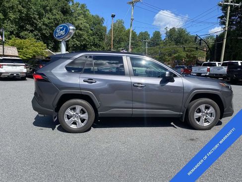 Used 2025 Toyota RAV4 XLE w/ Convenience Package FWD image 8