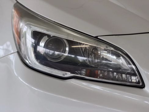 Used 2017 Subaru Legacy 2.5i Premium w/ Moonroof Package AWD/4WD image 10