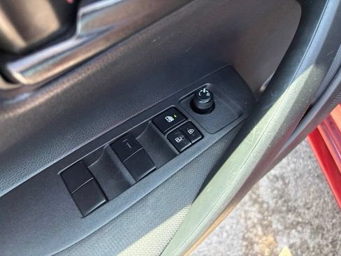 Used 2022 Toyota Corolla LE FWD image 14