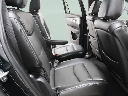 Used 2024 Cadillac XT6 Premium Luxury image 33