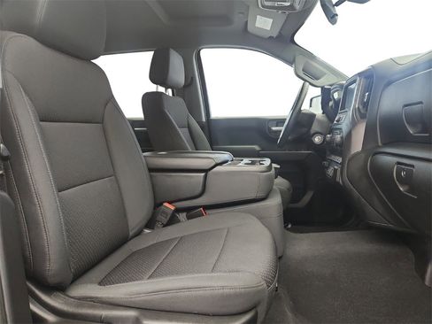 Used 2020 Chevrolet Silverado 1500 Custom w/ Custom Value Package image 21