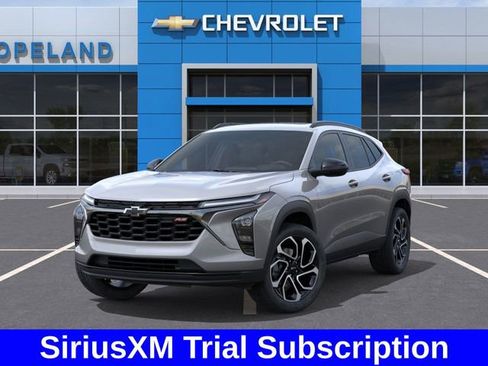 New 2026 Chevrolet Trax RS w/ Sunroof Package image 7