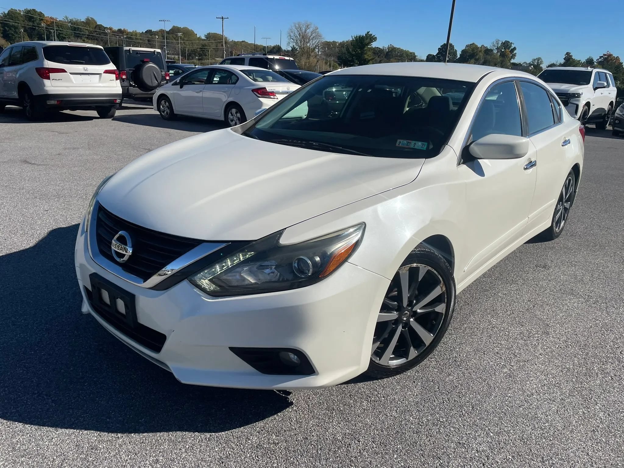 Used 2016 Nissan Altima 3.5 SR FWD image 3