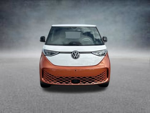 Used 2025 Volkswagen ID. Buzz Pro S Plus RWD image 8
