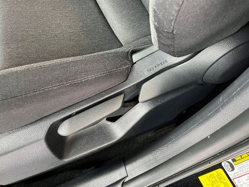 Used 2025 Toyota Camry LE image 22