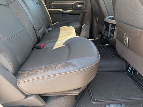 New 2026 RAM 2500 Limited image 30