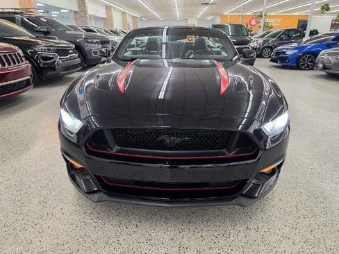 Used 2017 Ford Mustang GT Premium w/ Equipment Group 401A RWD image 8