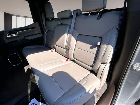 Used 2023 GMC Sierra 1500 SLT image 23