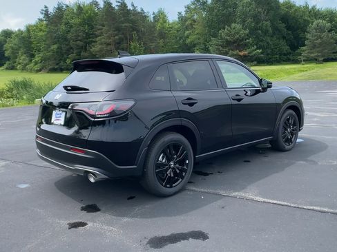 New 2026 Honda HR-V Sport image 8