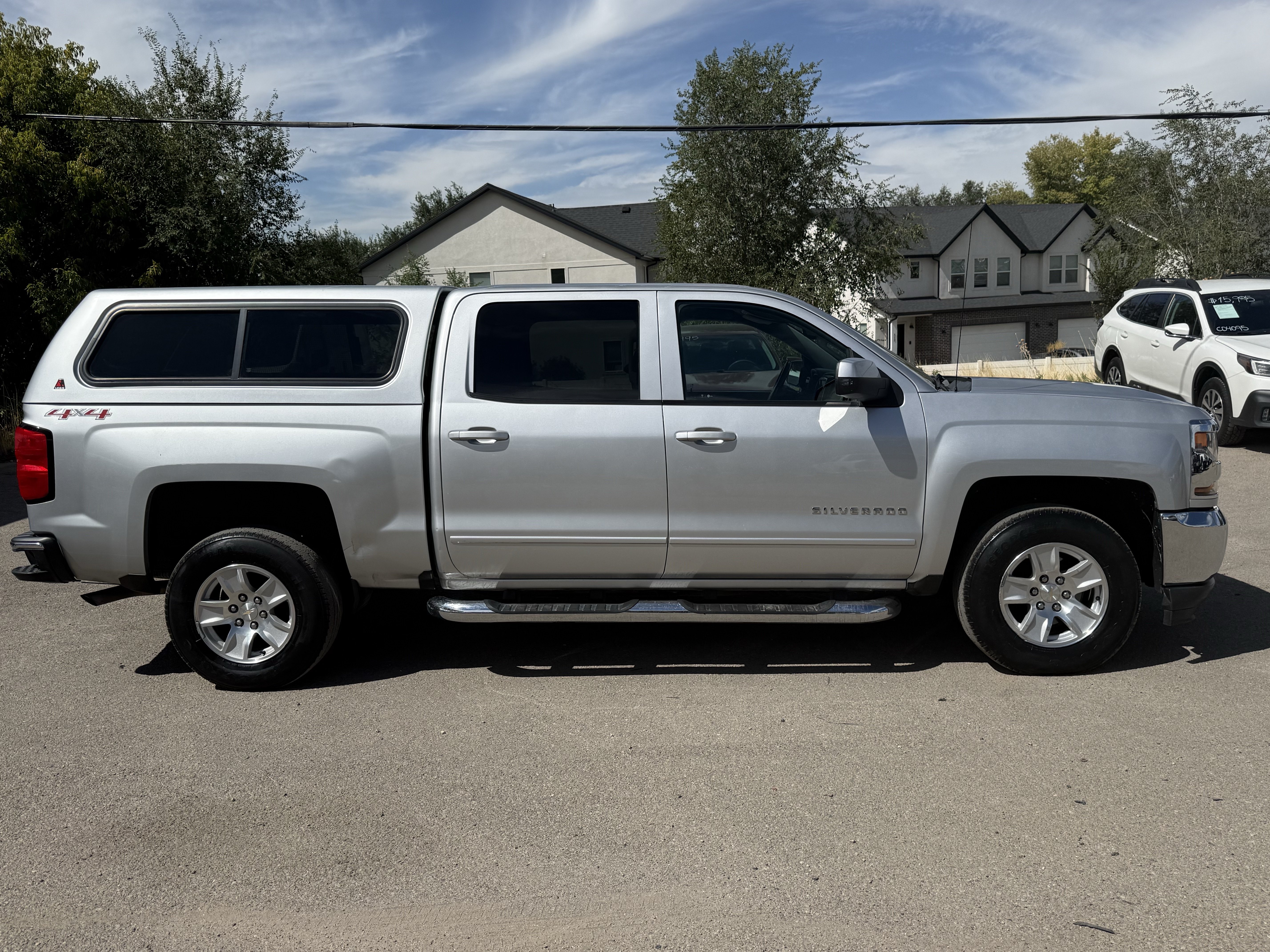 Used 2017 Chevrolet Silverado 1500 LT w/ All Star Edition AWD/4WD image 3