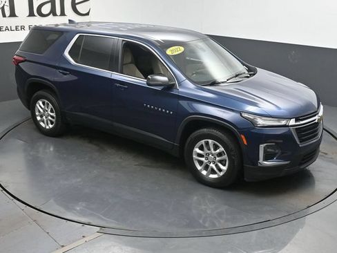 Used 2022 Chevrolet Traverse LS FWD image 50