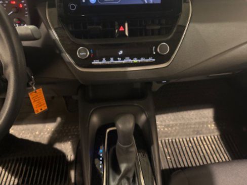 Certified 2024 Toyota Corolla LE image 47