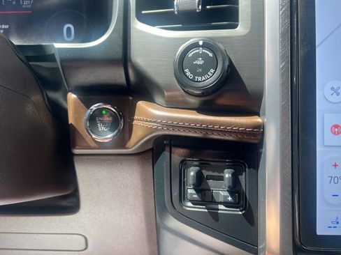 Used 2023 Ford Expedition King Ranch AWD/4WD image 34