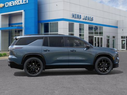 New 2026 Chevrolet Traverse RS image 5