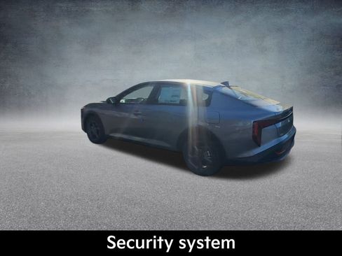 New 2025 Kia K4 LXS image 17