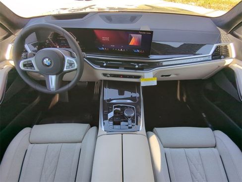 New 2026 BMW X7 xDrive40i w/ M Sport Package image 15