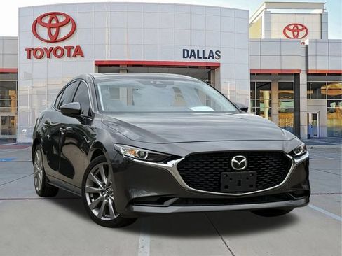 Used 2023 MAZDA MAZDA3 s FWD image 1