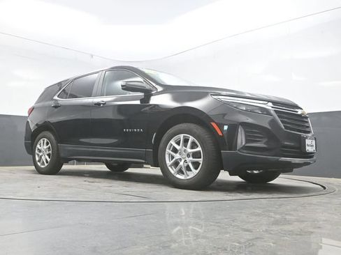 Used 2023 Chevrolet Equinox LT AWD/4WD image 25