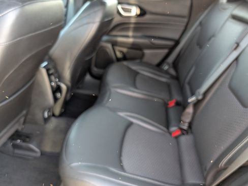 Used 2023 Jeep Compass Latitude AWD/4WD image 14