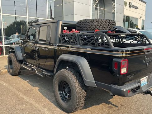 Used 2023 Jeep Gladiator Sport w/ Trailer Tow Package AWD/4WD image 7