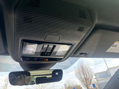 Used 2024 Audi Q4 e-tron Premium Plus w/ Premium Plus image 14