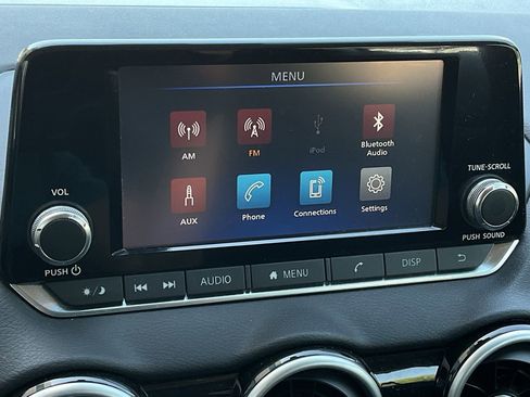 Used 2025 Nissan Sentra S image 29