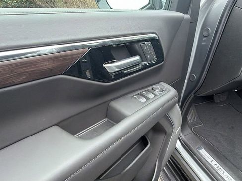 New 2026 Chevrolet Suburban LT w/ Comfort Package image 12