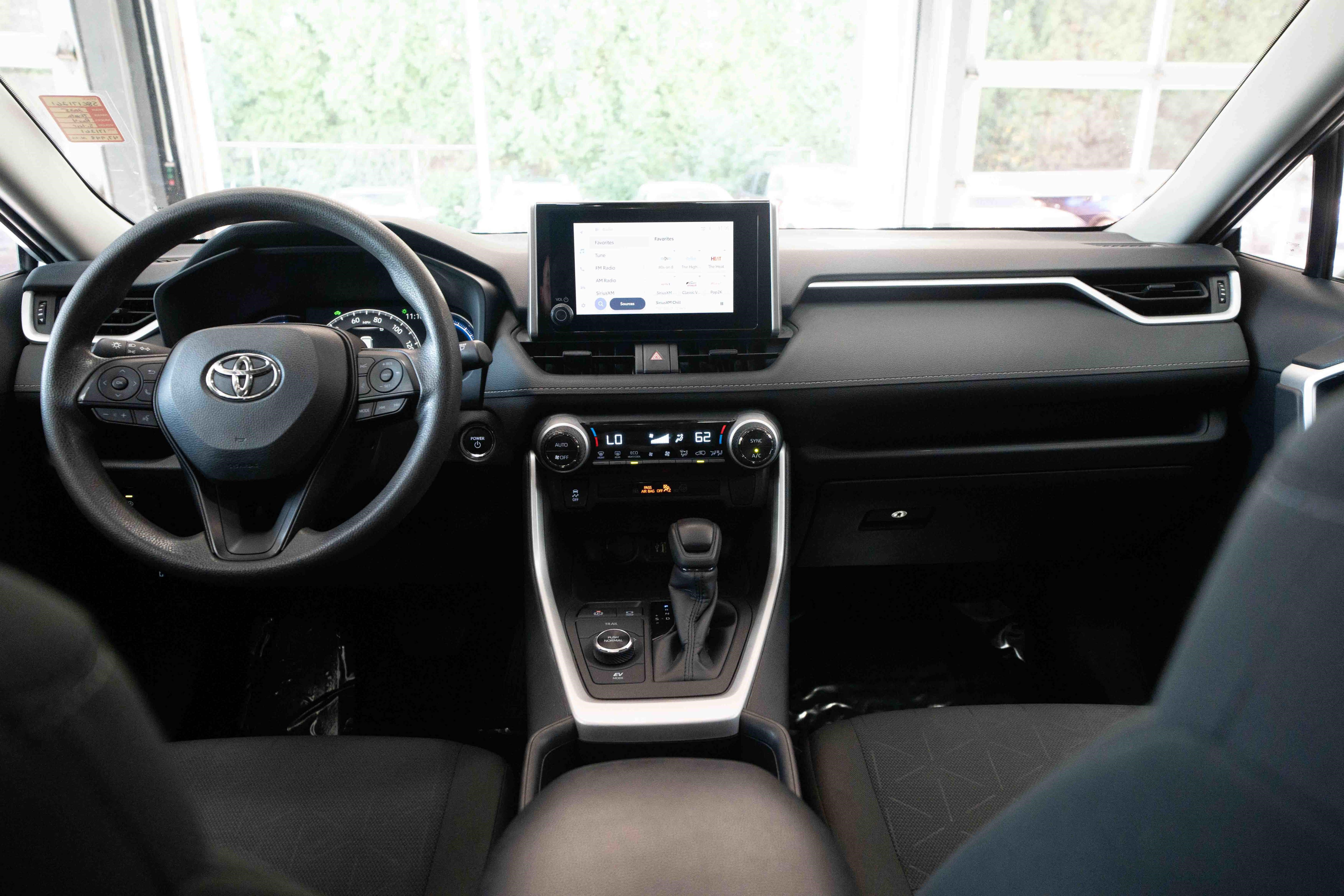 Certified 2025 Toyota RAV4 XLE AWD/4WD image 21