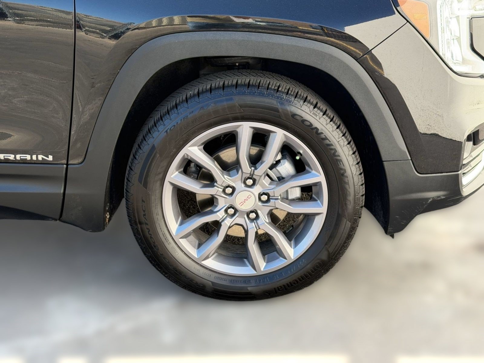 Used 2024 GMC Terrain SLT AWD/4WD image 12