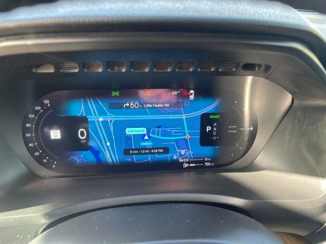 Used 2025 Volvo XC90 T8 Plus w/ Protection Package AWD/4WD image 19